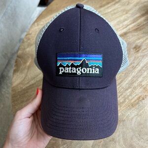 Patagonia Vintage Purple Big Label Snapback/Trucker Hat